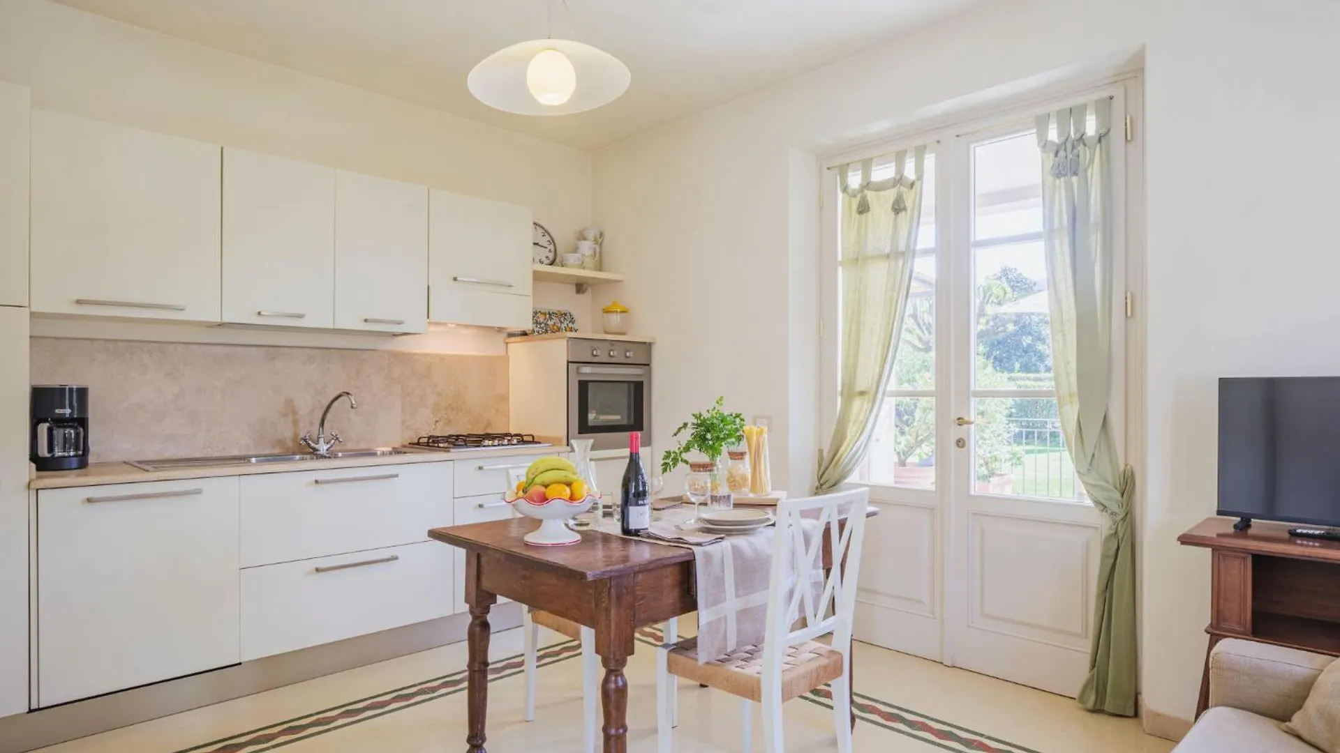 קמאיורה Apartment Appartamento Rosa By Interhome 0*,  איטליה